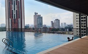 Chambers Serviced Suites Klcc By Cozy Stay