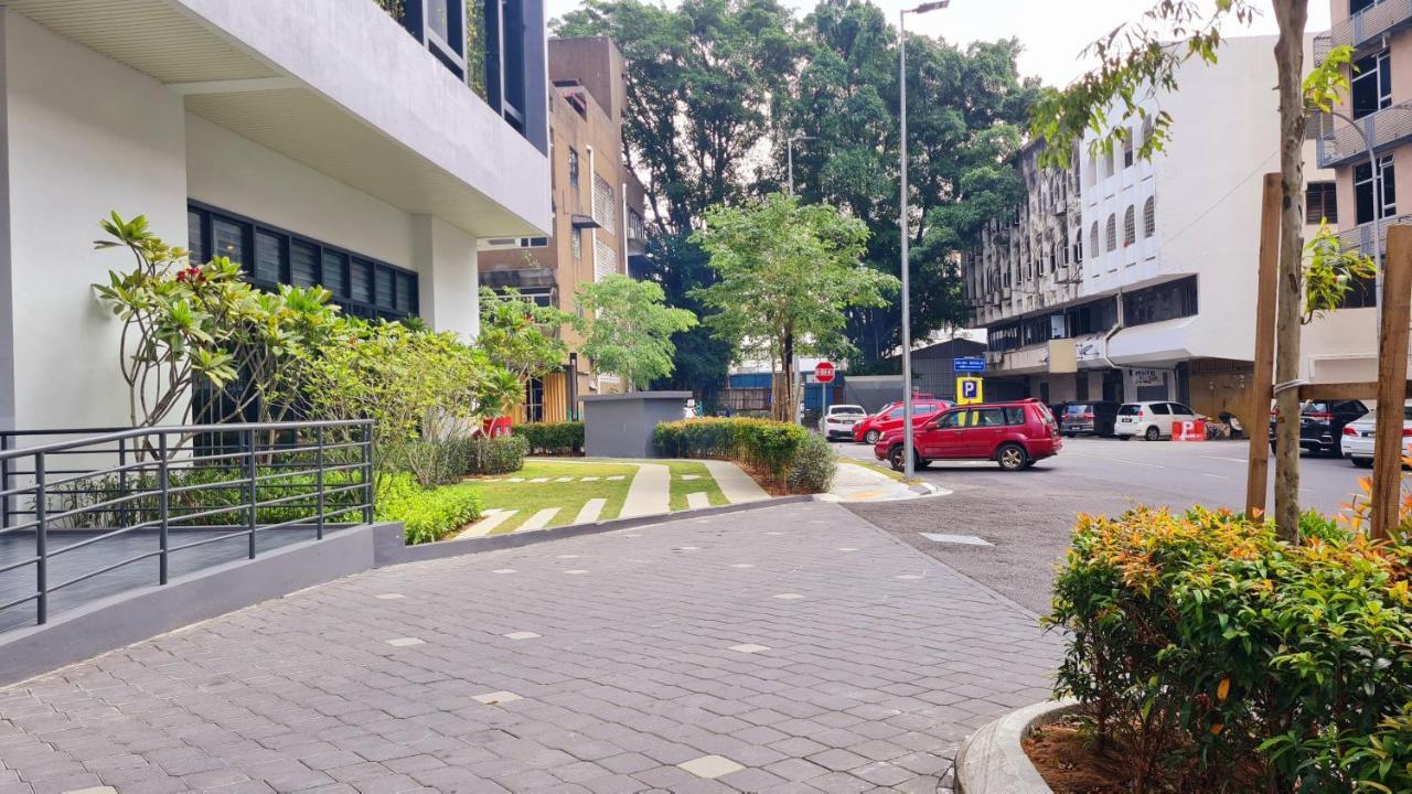Chambers Serviced Suites Klcc By Cozy Stay Kuala Lumpur Exterior photo
